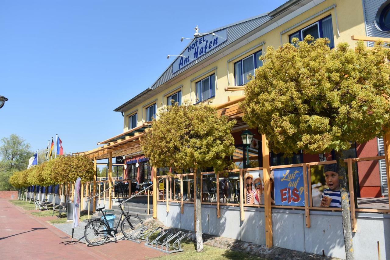 Hotel Garni "Am Hafen" Havelberg Exterior foto